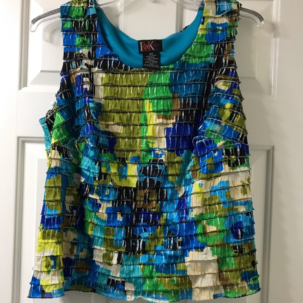Sleeveless dress top size 14W